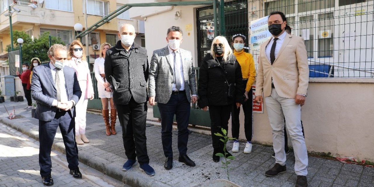Marmaris’te Sokaklar Limon Kokacak