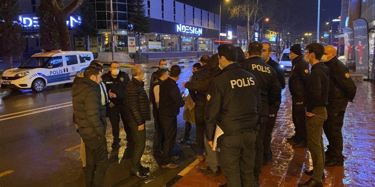 Trafikte Tartıştığı 2 Kişiyi Bıçaklayan Alkollü Sürücü Tutuklandı