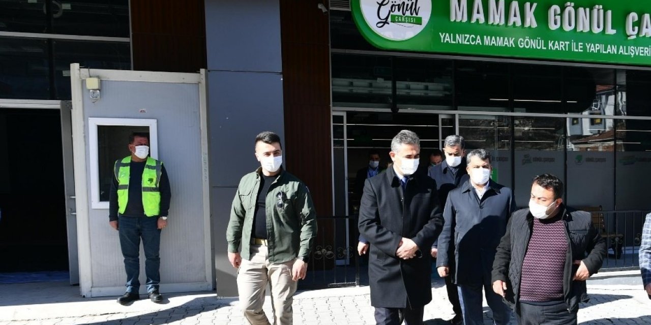 Bu Çarşıda Para Değil, İyilik Geçiyor