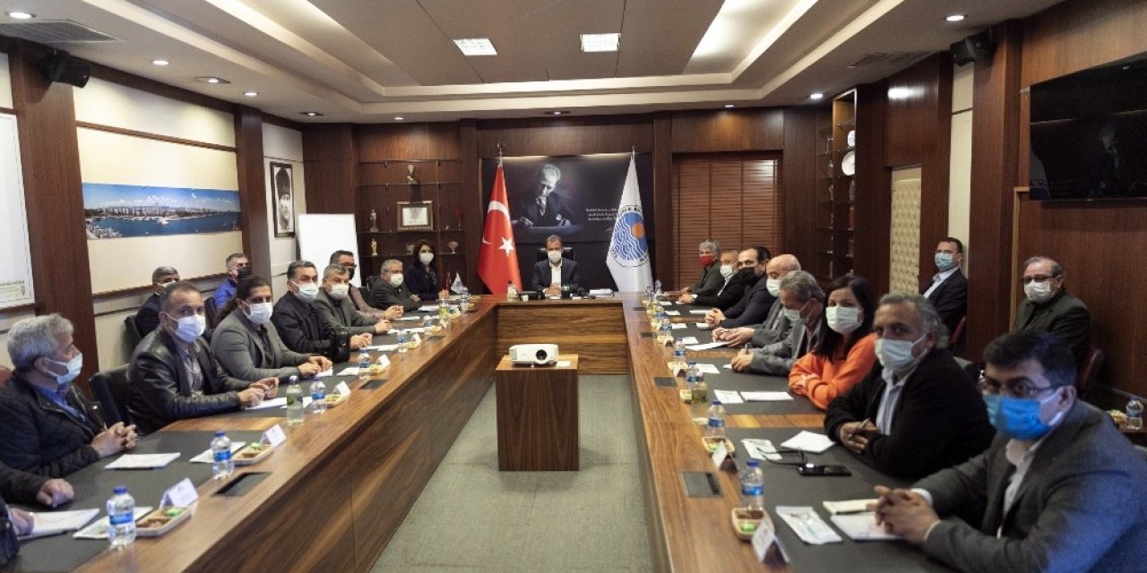 Başkan Seçer, Sendika Temsilcileriyle Bir Araya Geldi