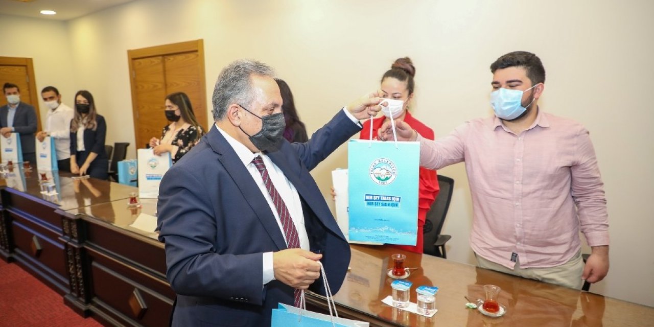 Başkan Yalçın’a ’dünya Tiyatro Günü’ Ziyareti