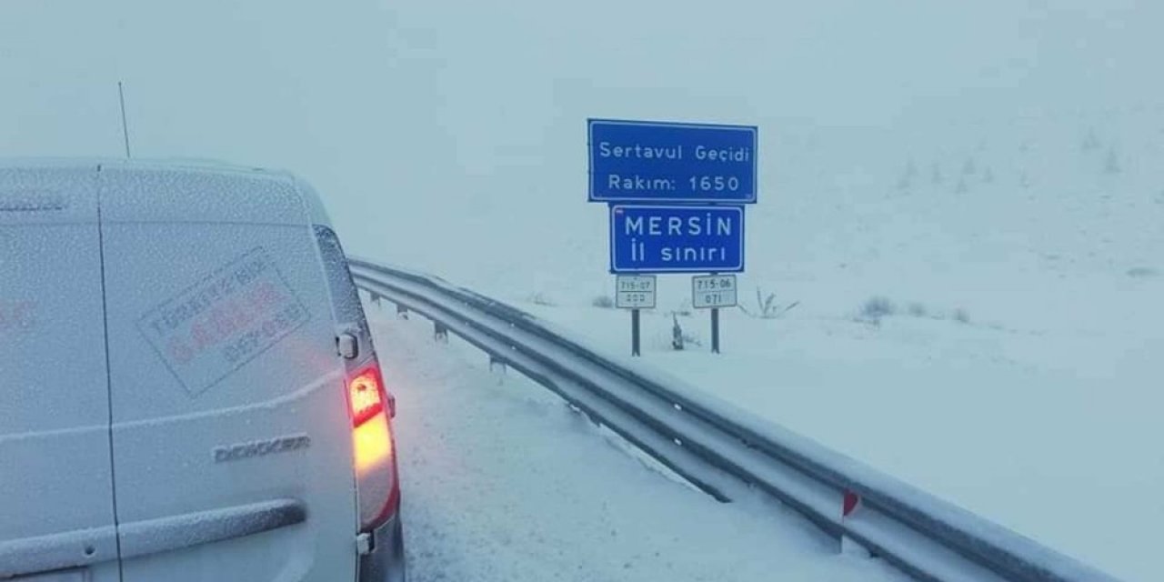 Karaman-mut Yolunda Tipi Ve Buzlanma Ulaşımı Aksatıyor