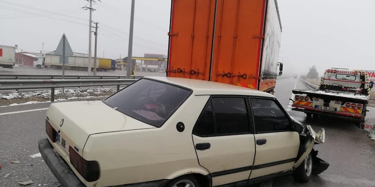 Çorum’da Çocuğunu Askere Götüren Baba Kaza Yaptı, 2 Yaralı