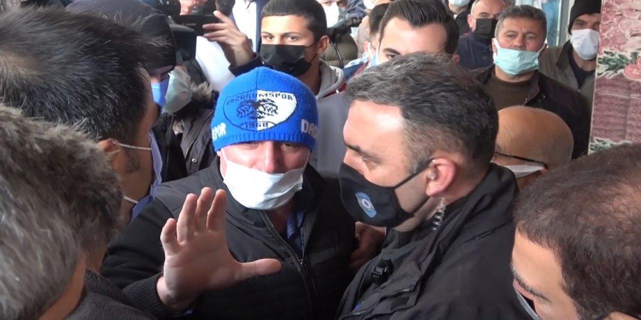 Bursa’da Vatandaştan Kılıçdaroğlu’na "muhtar Bile Olamazsın" Tepkisi