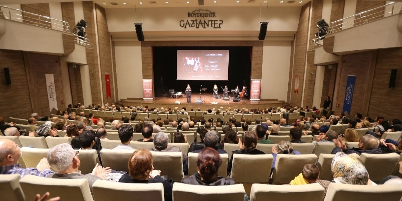 Gaziantep’te 27 Mart Dünya Tiyatro Gününde Şehir Tiyatrosu Kuruldu