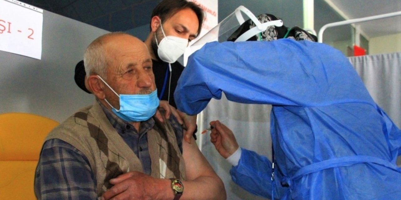 Erzincan’da Cuma Namazı Öncesi Cemaate Covid-19 Tedbirleri Anlatıldı