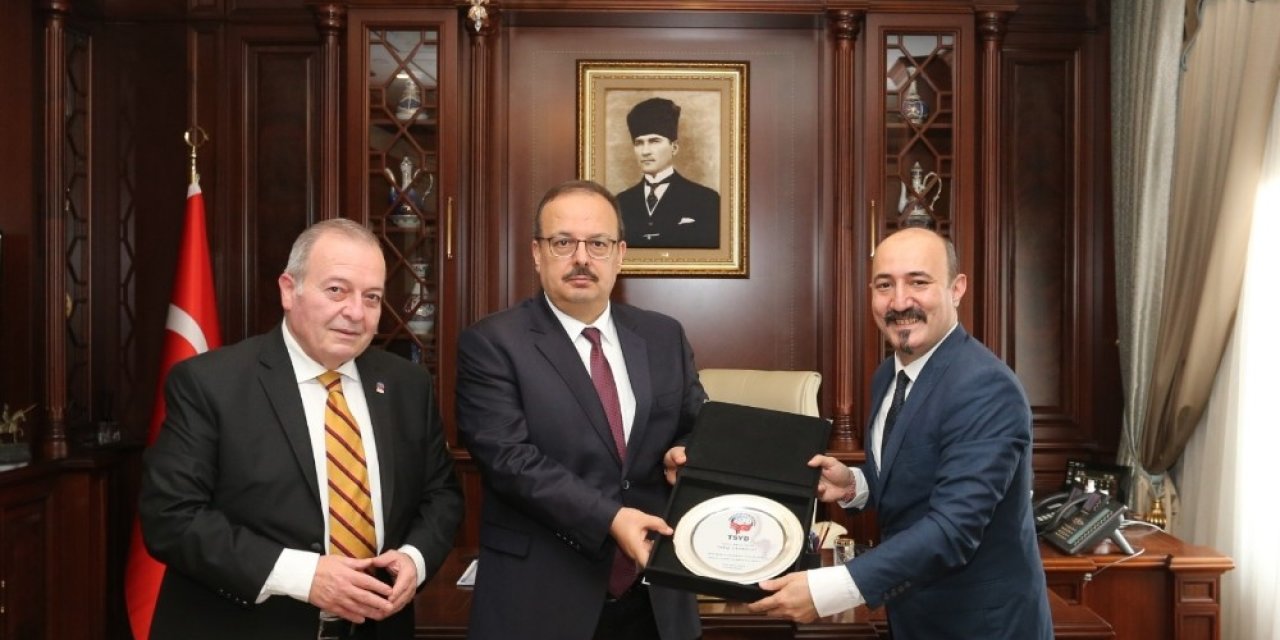 Tsyd Bursa Şubesi’nden Vali Canbolat’a Ziyaret