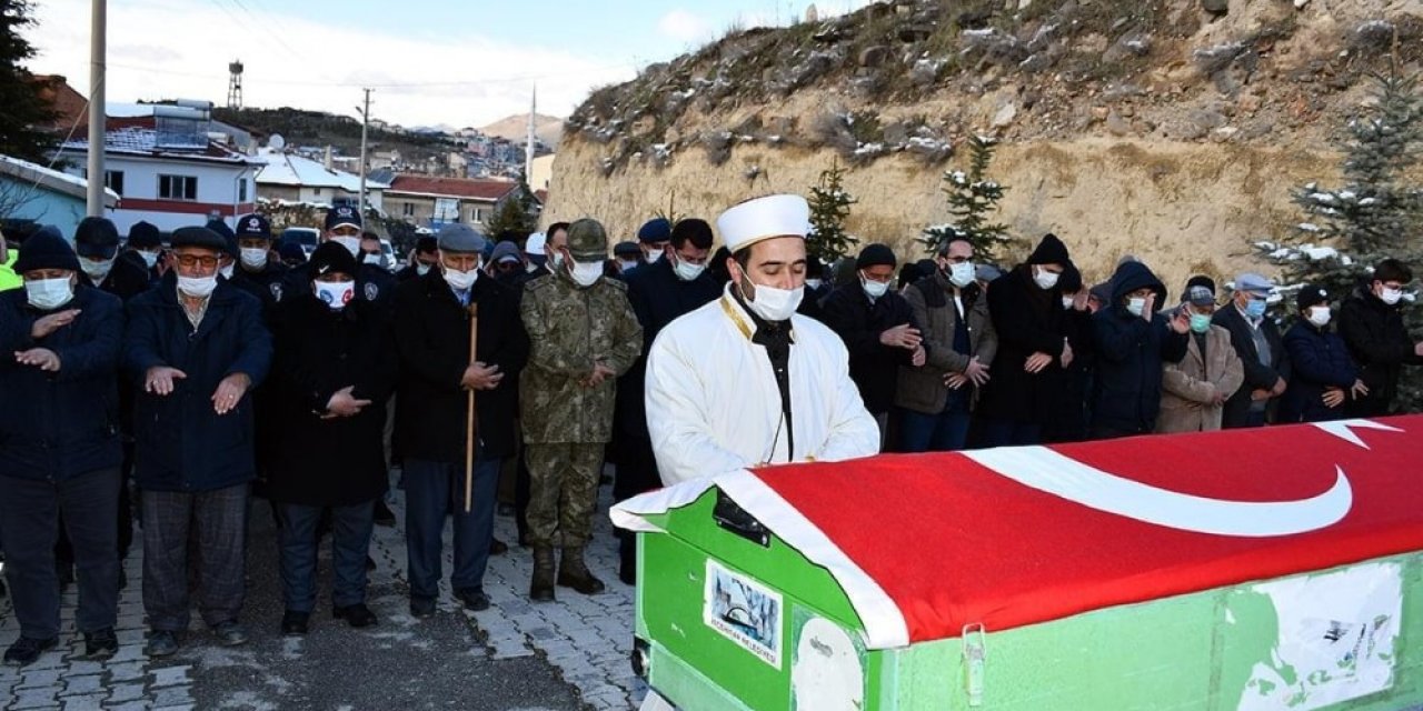 92 Yaşında Vefat Eden Kore Gazisi Son Yolculuğuna Uğurlandı