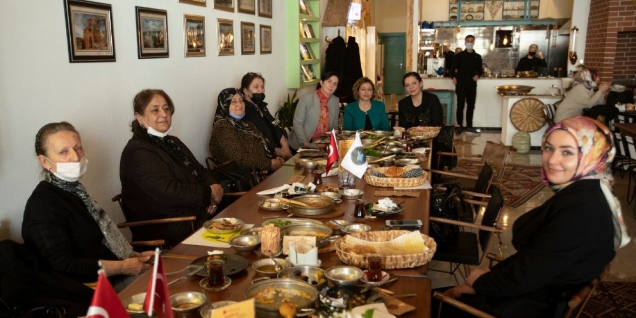 İ̇pekyolu Belediyesi Yaşlıları Unutmadı