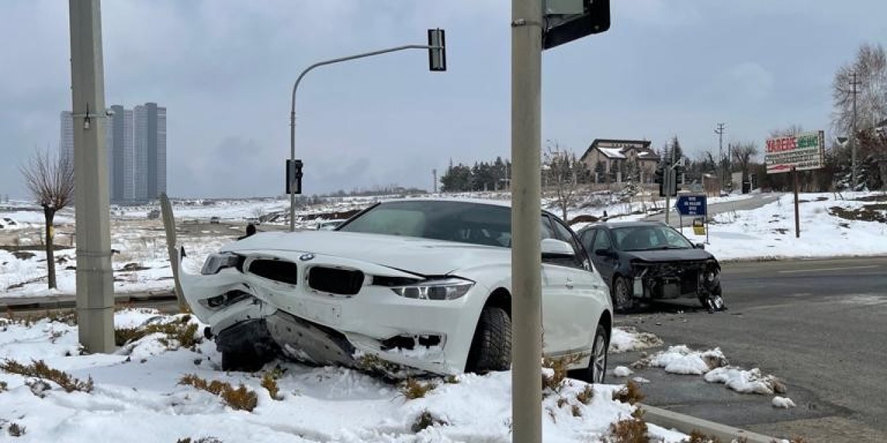 Ak Parti Milletvekili Toprak Ankara’da Kaza Geçirdi