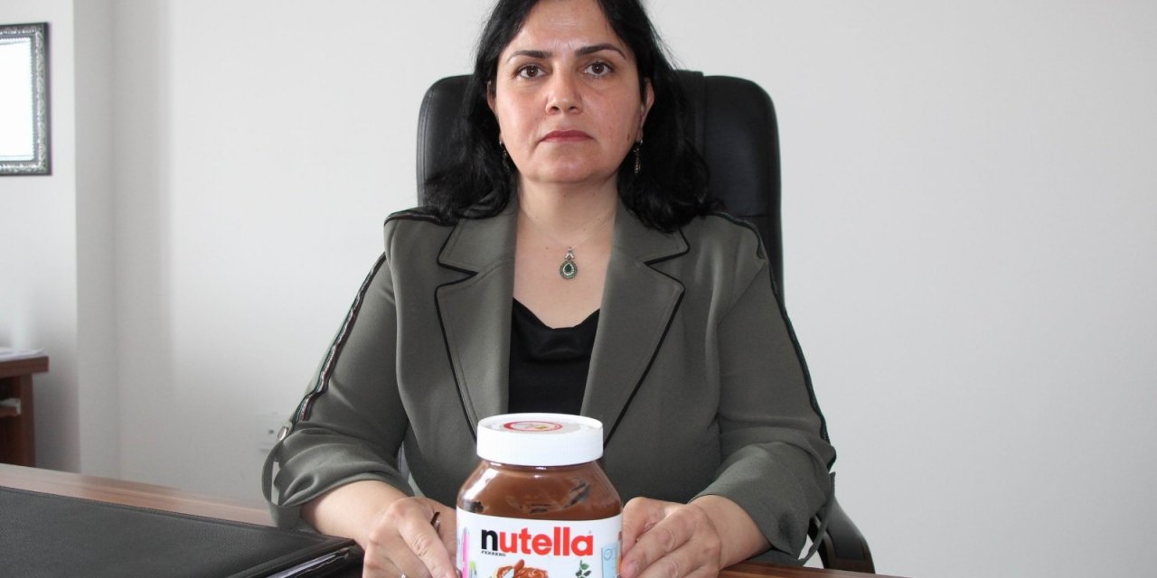 Çikolata Kavanozundan Çıkan Şoke Etti