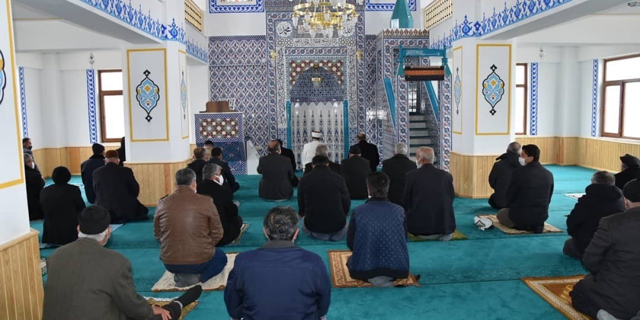 15 Temmuz Şehidi Adına Yapılan Cami İbadete Açıldı