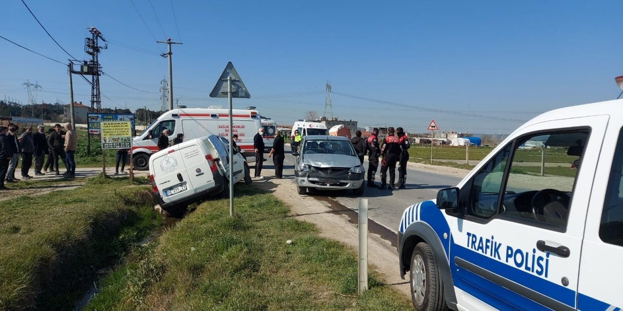 Silivri’de Trafik Kazası: 3 Yaralı