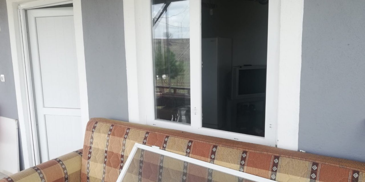 Sungurlu’da Bağ Evleri Soyuldu