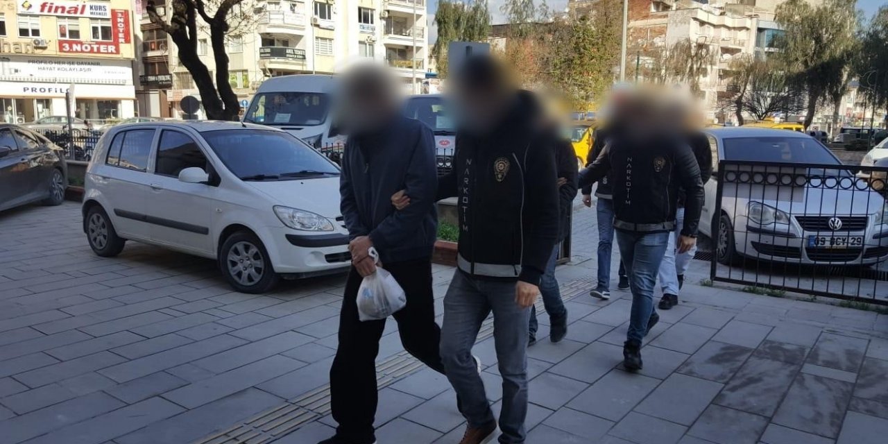 2 Ayrı Adrese Uyuşturucu Operasyonu; 3 Gözaltı