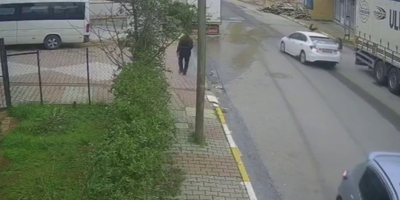 Sultanbeyli’de 5 Yaşındaki Çocuğa Çarpan Sürücü Kaçtı