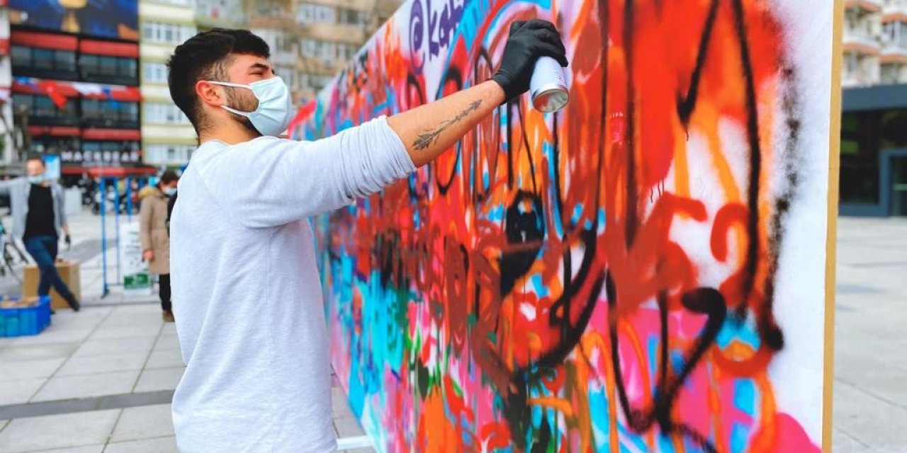 Sanayi Şehrini, Gençlerin Grafitileri Renklendirecek