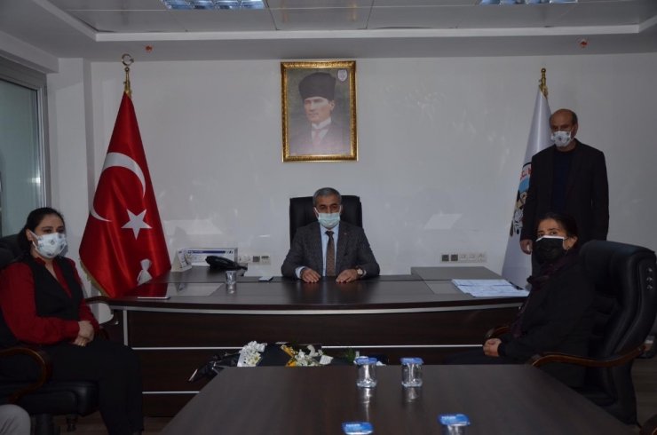 Başkan Kaplan, Dünya Kadın Hakları Günü’nü Kutladı