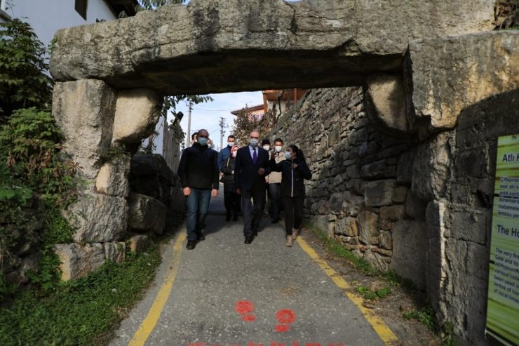 Düzce’de Antik Kentin Yolları Tarihe Uygun Yapılacak
