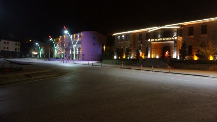Muş’ta 56 Saatlik Kısıtlama Başladı