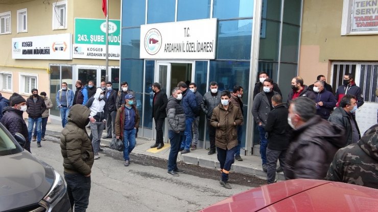 Pandemiye Rağmen 57 Köydes İşçisinin İşine Son Verildi