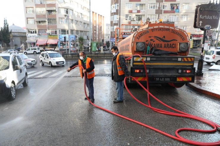 Boş Kalan İlkadım Sokakları Baştan Aşağıya Yıkandı