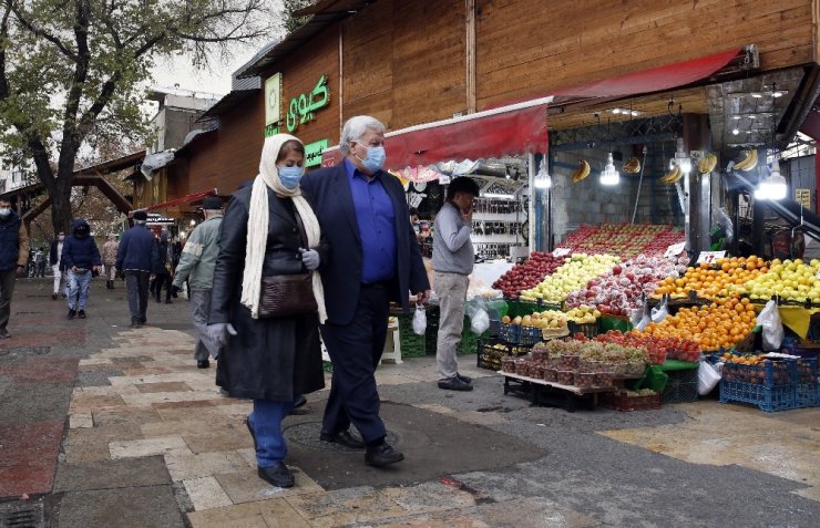 İran’da Korona Virüse Bağlı Can Kaybı 50 Bini Aştı