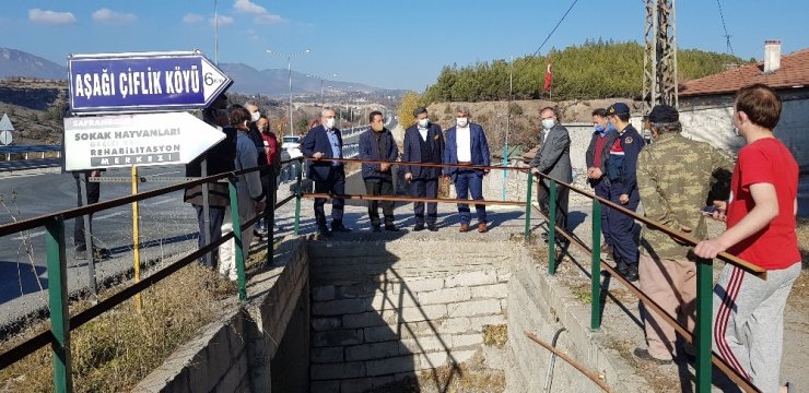 Vali Ve Milletvekilleri Yapımı Tamamlanan Kavşakları İnceledi