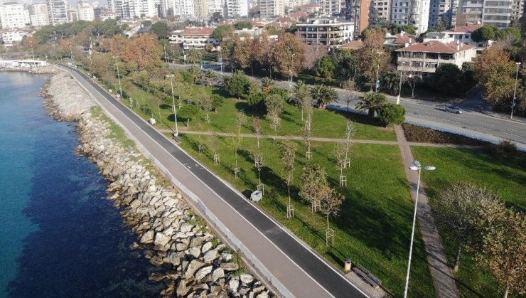 Kısıtlama Sonrası Caddebostan Sahili Issız Kaldı