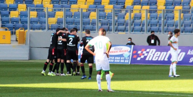 Süper Lig: Gençlerbirliği: 1 - Aytemiz Alanyaspor: 0 (ilk Yarı)