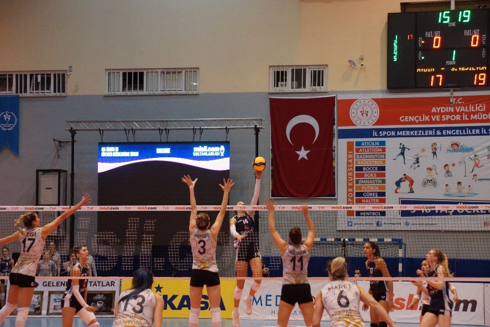 Sultanlar Ligi: Aydın Bbs:3 - Sistem9 Yeşilyurt:2