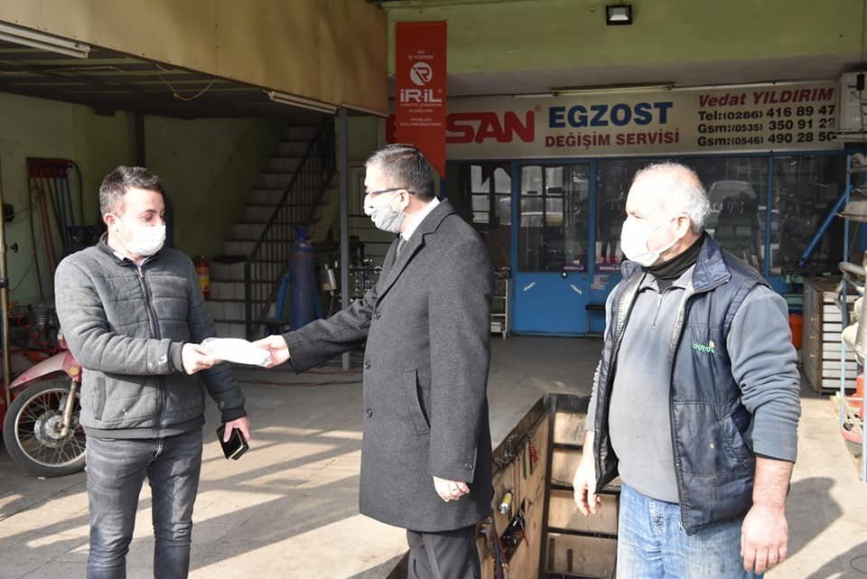 Başkan Öz’den Sanayi Esnafına Maske