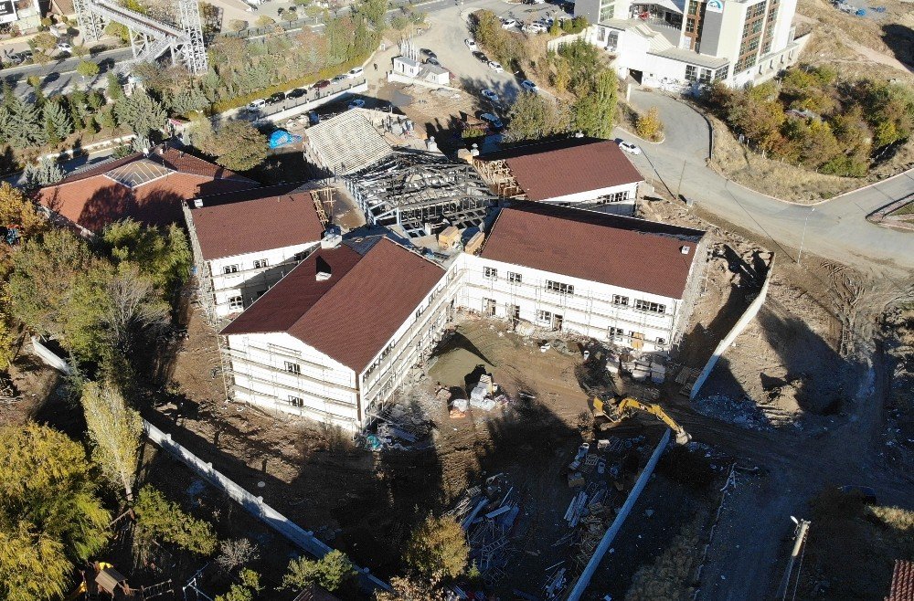 Elazığ Depreminde Hasar Alan Eğitim Yuvalarının Yerine 33 Okul