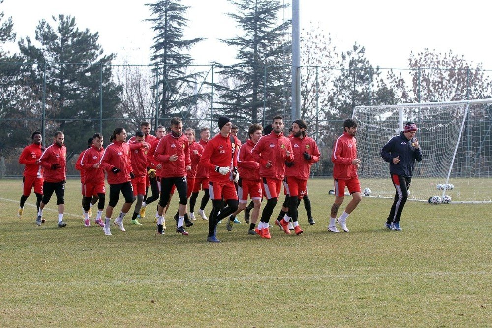Eskişehirspor Tuzlaspor Maçı Hazırlıklarını Tamamladı