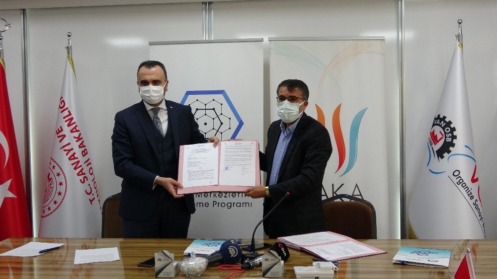 Van Tekstil Ve Hazır Giyim Osb Sosyal Donatılarının Oluşturulması Projesi İmza Töreni