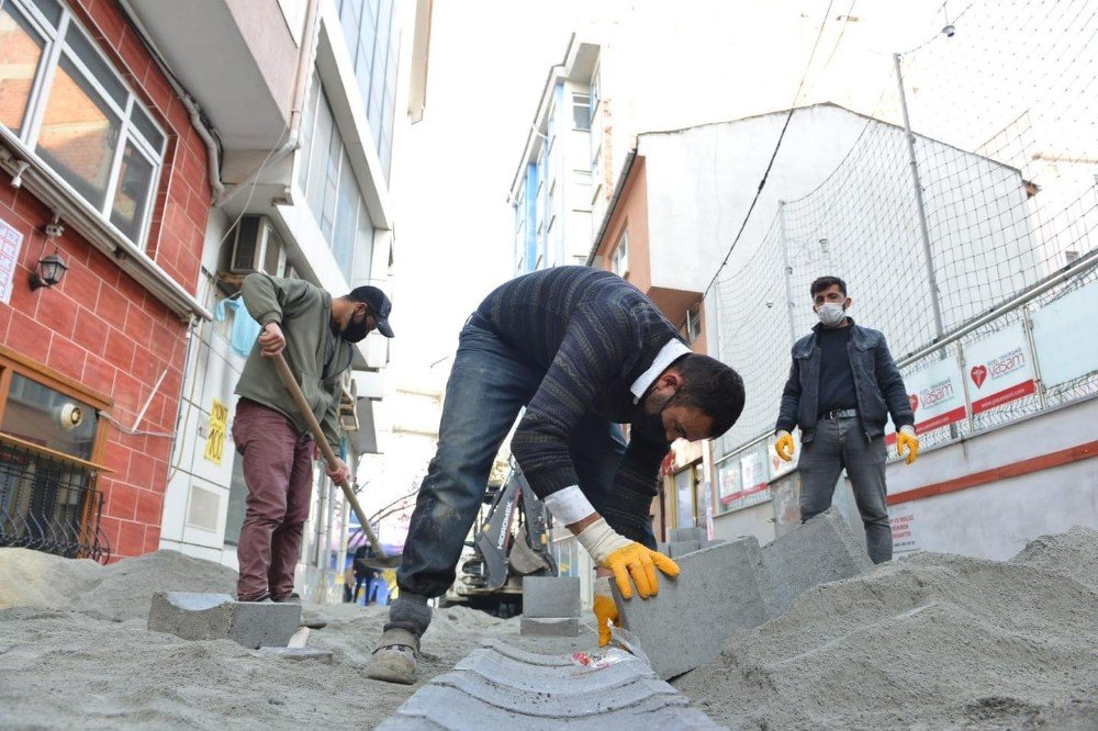 Tekirdağ’ın Sokak Yolları Yenileniyor