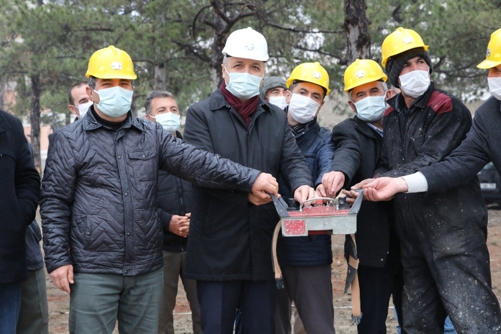 Amasya’nın İlk ’millet Kıraathanesi’nin Temeli Atıldı