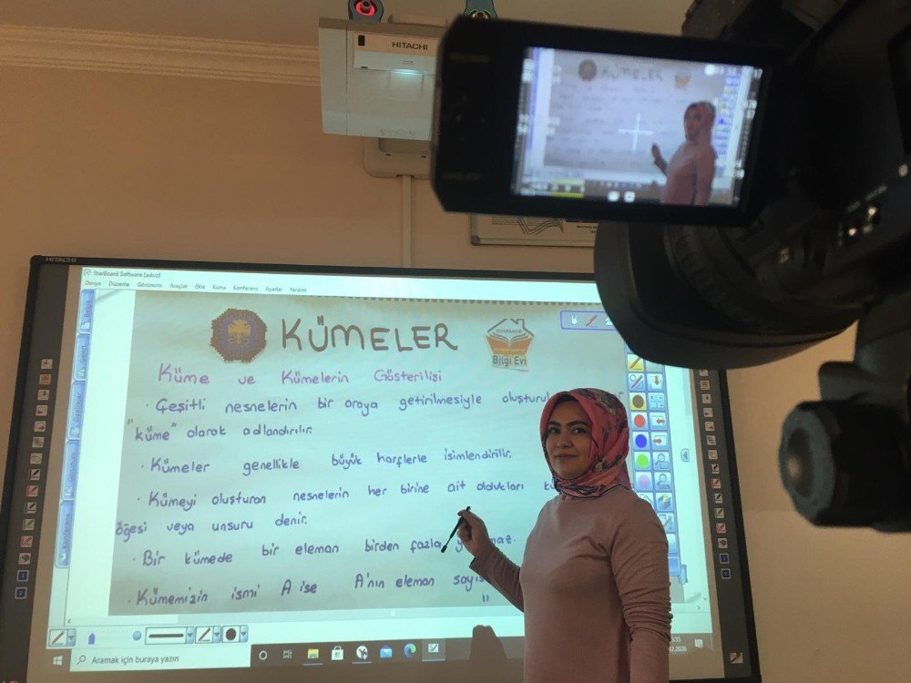 Diyarbakır Büyükşehir Belediyesi, Uzaktan Eğitimle Öğrencilere Kucak Açtı