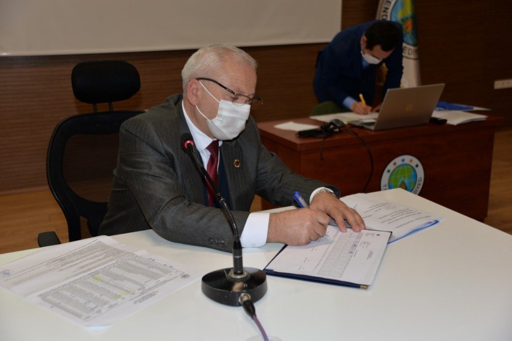 Hendek’te 21 Taşınmaz Açık Arttırmayla Satışa Sunuldu