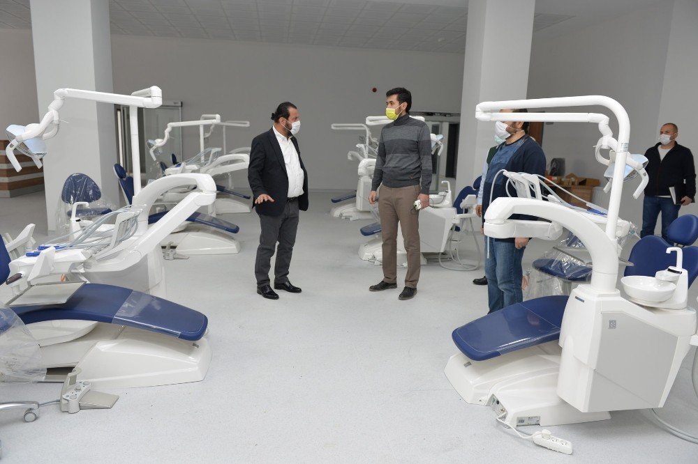 Karaman’da Diş Hekimliği Fakültesi Açılış İçin Gün Sayıyor