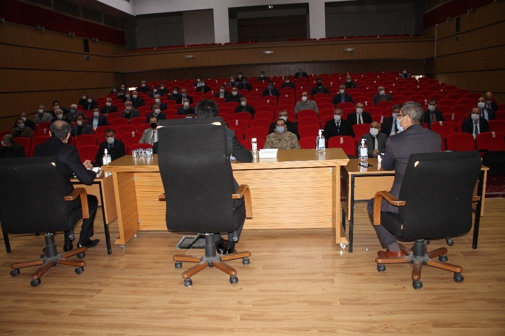 Midyat’ta Aralık Ayı Muhtarlar Toplantısı Gerçekleştirildi