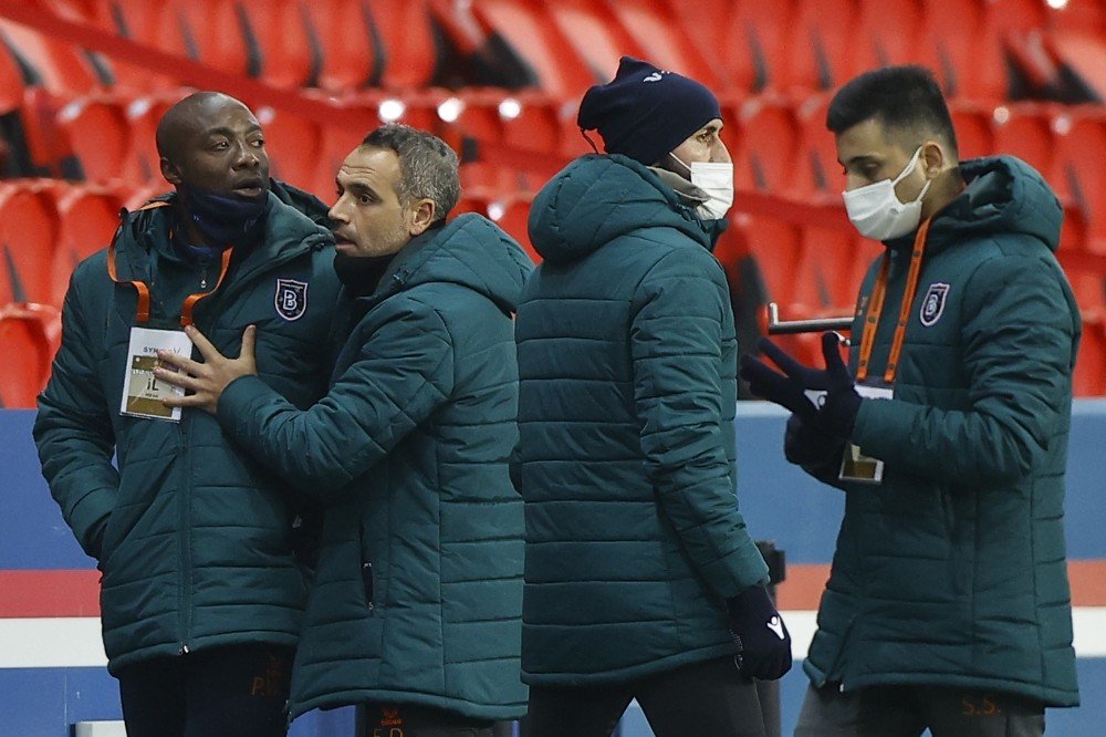 Psg - Başakşehir Maçında Webo’ya Irkçılık!