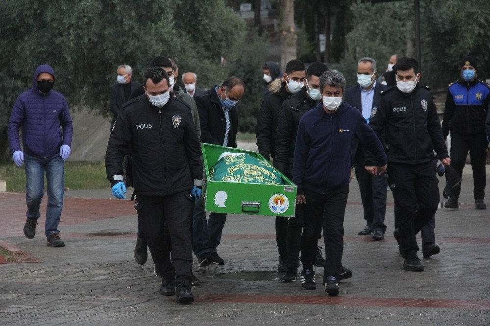 Terör Babasını, Korona Annesini Aldı