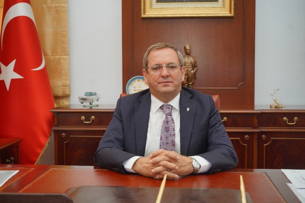 Başkan Ergin’den Üniversite Öğrencilerine Müjdeli Haber