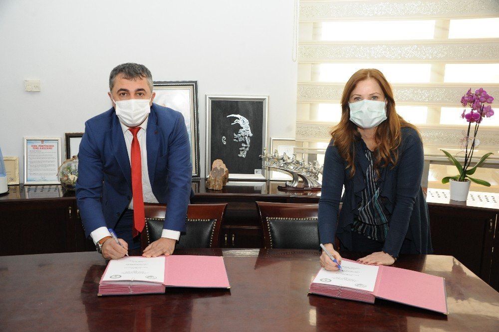 Balçova’daki Memurlara Yeni Yıl Müjdesi