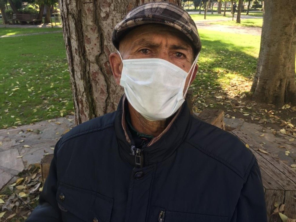 Kanser Hastasına Çocukları Bakmadı Ablası Da Sokağa Attı