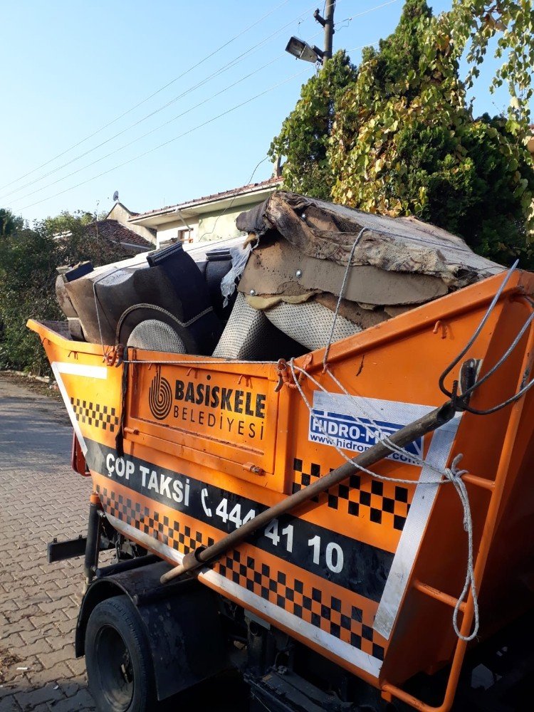 Çöp Taksi Güzelliği Korumaya Devam Ediyor