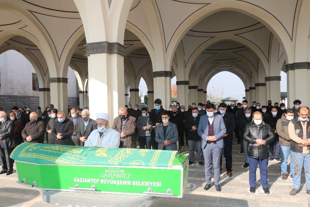 Gazeteci Ahmet Gocuk Son Yolculuğuna Uğurlandı