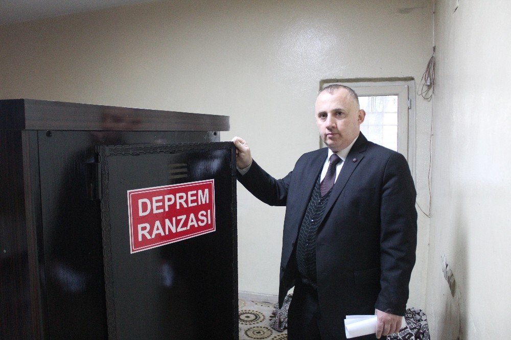 600 Ton Yük Taşıyabilen Deprem Ranzası Üretti