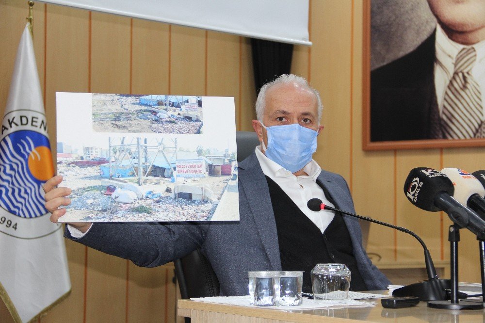 Akdeniz Belediyesi İle Büyükşehir Belediyesi Arasında Çöp Tartışması